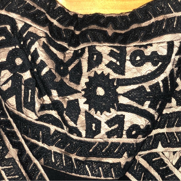 Beautiful Tadashi Shoji dress. - Picture 3 of 5